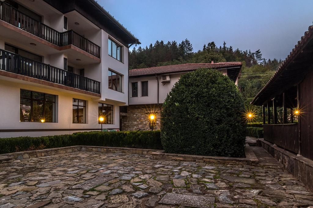 Guesthouse Hitar Petar Gabrowo Exterior foto